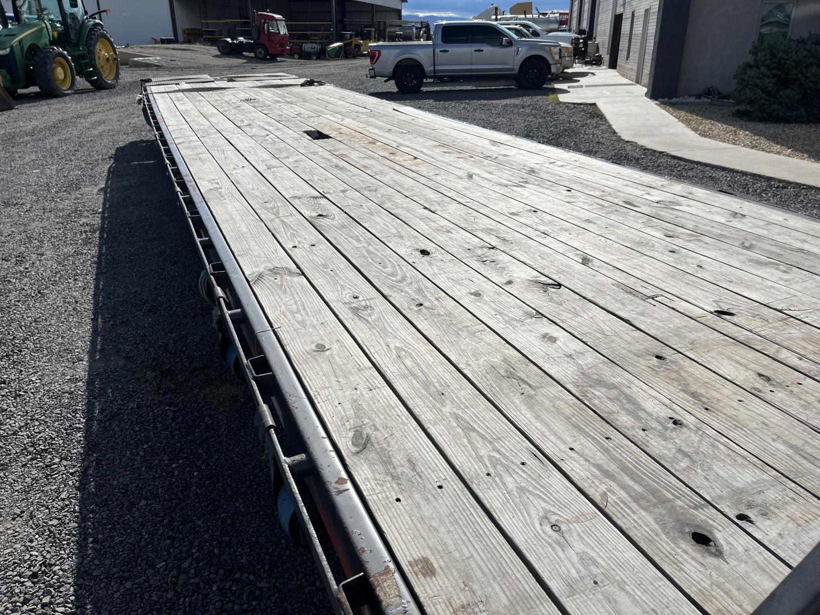 ./imagenes/INVOICE/2019/17863/PLATAFORMA EAST TEXAS TRAILERS (9).JPG